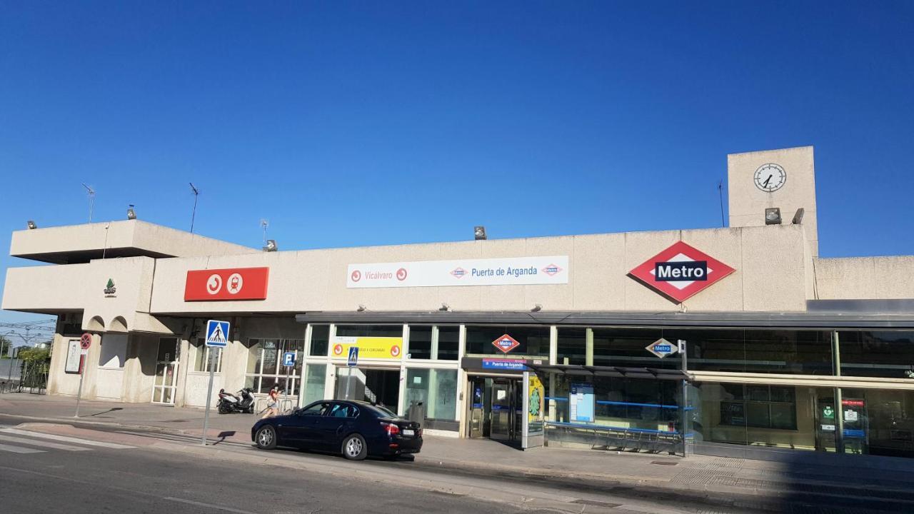 Residencial En Madrid Alquiler De Corta Estancia No Turistico Kültér fotó